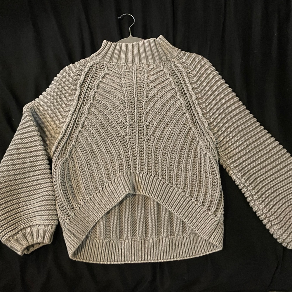 Free People mock neck high low sweater sz small